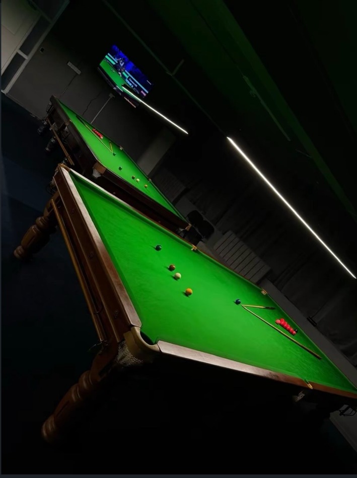 Snooker table